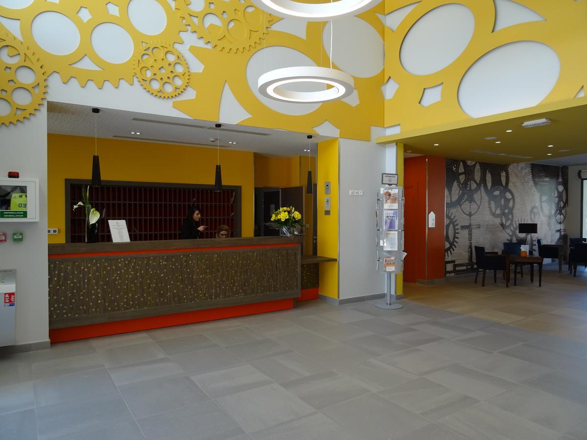 Domitys L'Art Du Temps Aparthotel Μπεζανσόν Εξωτερικό φωτογραφία